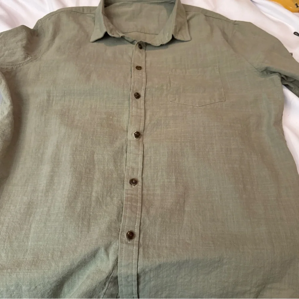 Men's Casual Button Down Shirt - Olive - Picture 8 of 12